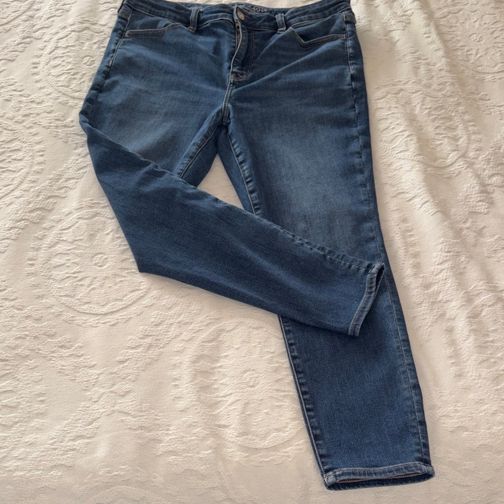 American Eagle Next Level Stretch Classic Blue Women's Jeans 16S Gently Loved